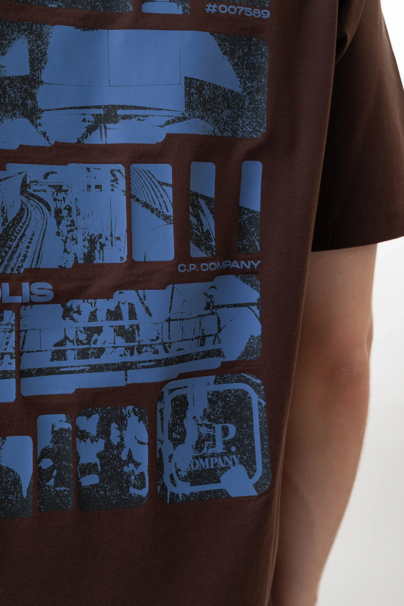 Cp Company 048A Metropolis Graphic Logo T-Shirt In Rum Raisin - Image 3
