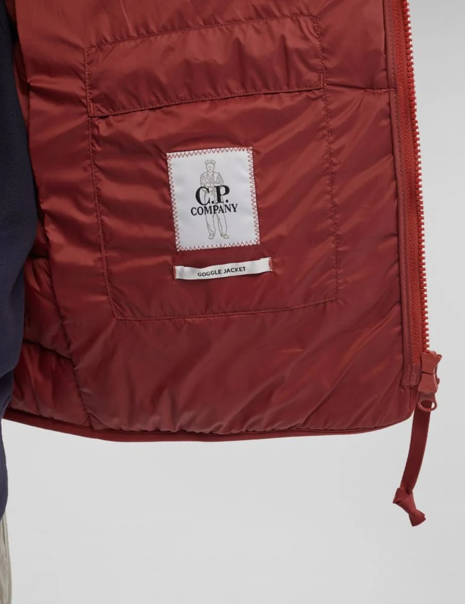Cp Company Mixed Shell-R Goggle Gillet In Red - Image 3