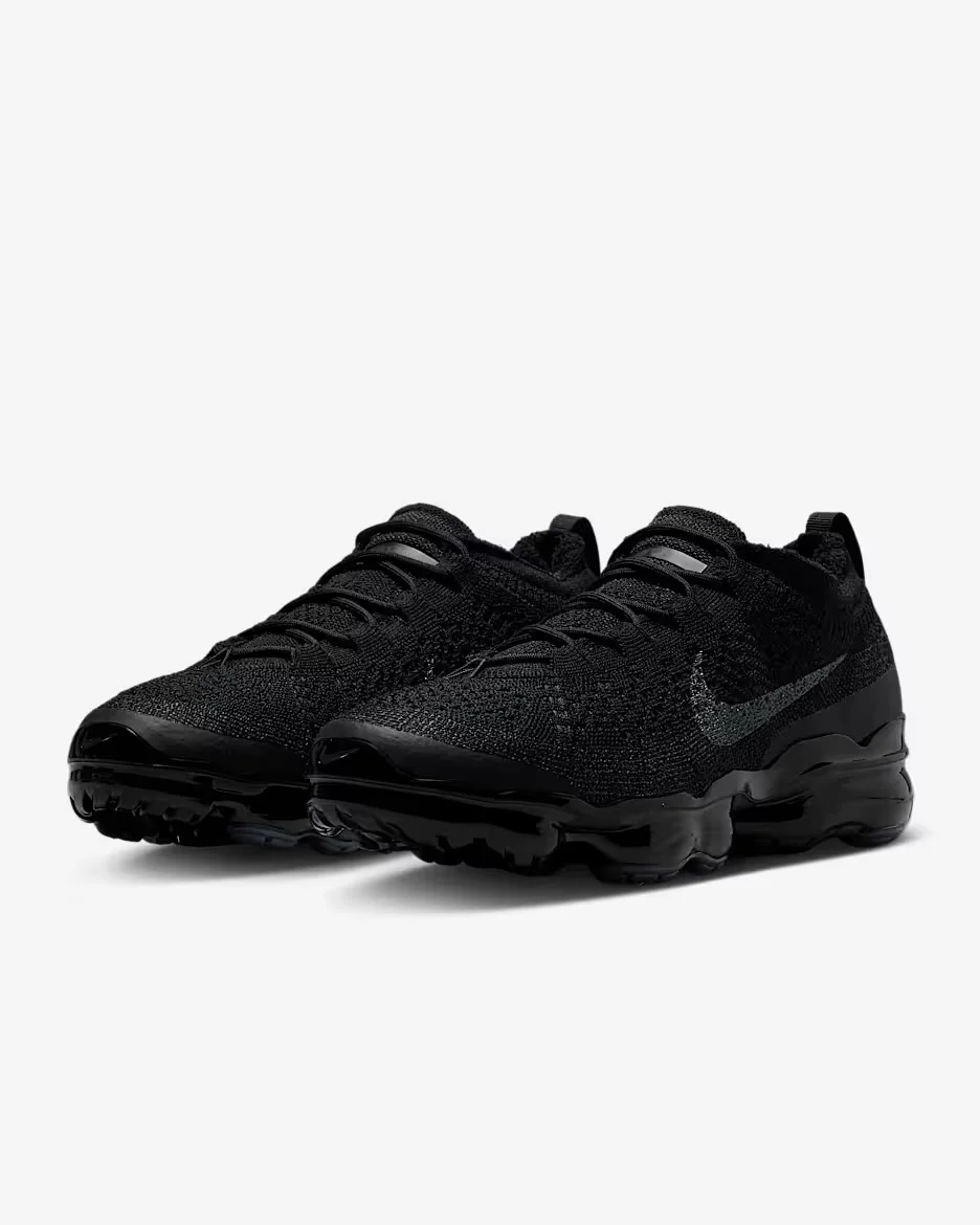 Nike Air Vapormax 2023 Fly Knit in Black/Anthracite - Image 5