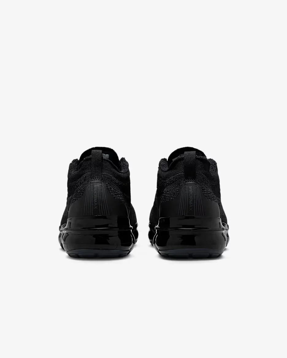 Nike Air Vapormax 2023 Fly Knit in Black/Anthracite - Image 6